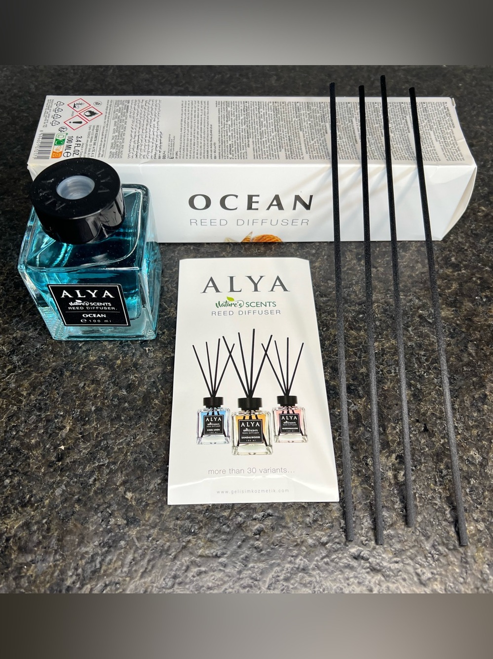 Alya Nature’s Scents Reed Diffuser (Ocean) 3.4 Fl Oz - BRAND NEW IN BOX - Picture 2 of 3
